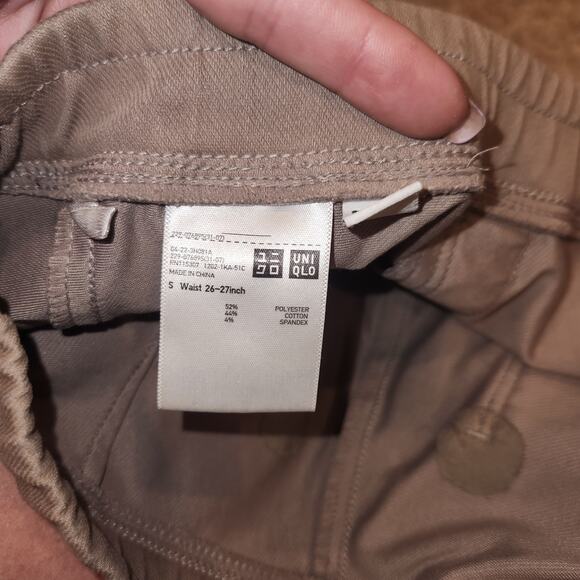 EUC UniQLO khaki/tan oull up skinny, stretchy pants sz Sm - Picture 4 of 4